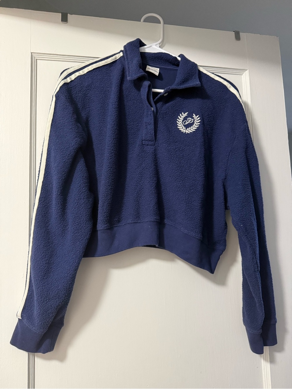 PINK Victoria’s Secret Navy Cropped Fleece Pullover Sweatshirt